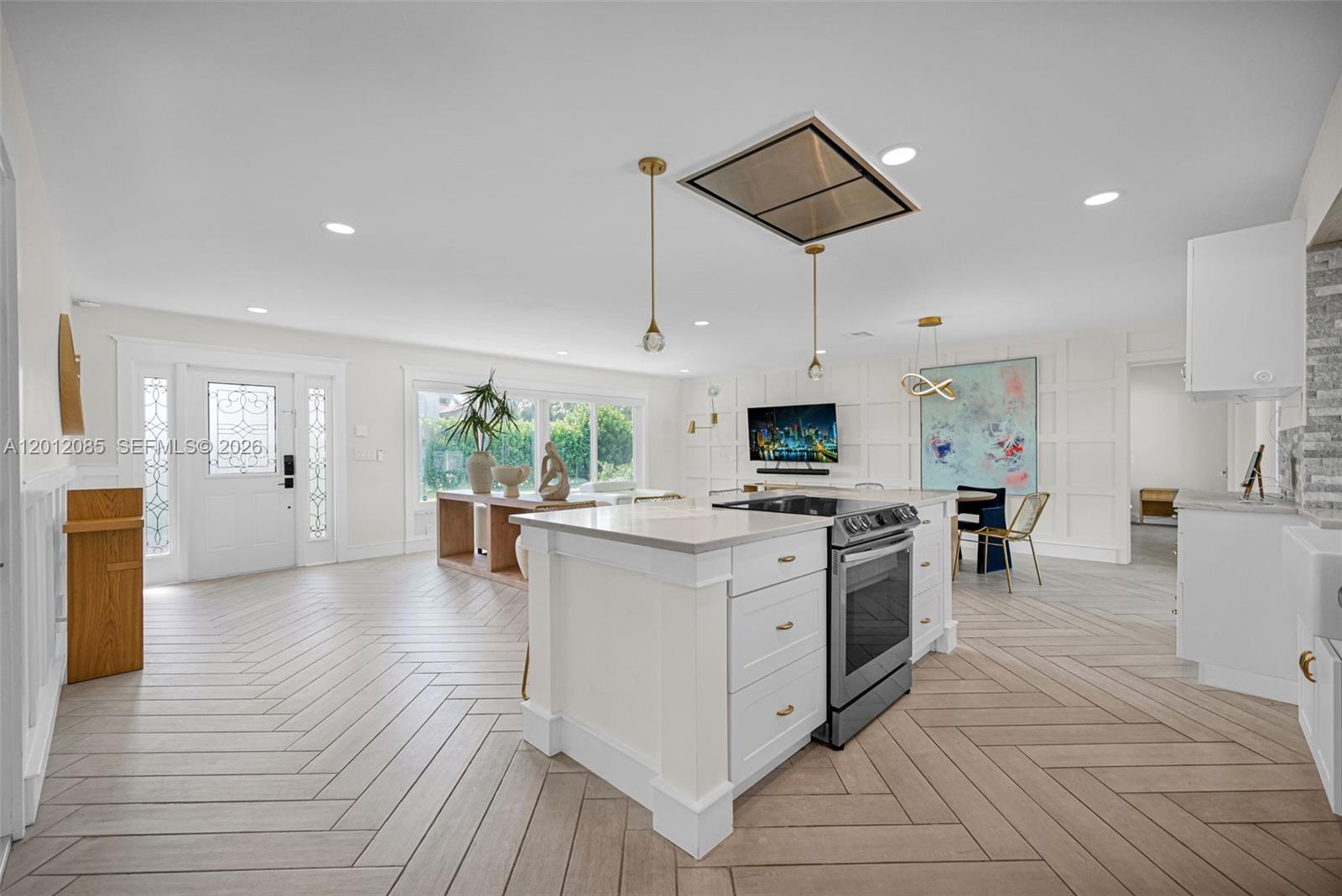 1001 NW 4th Ct, Boca Raton FL 33432