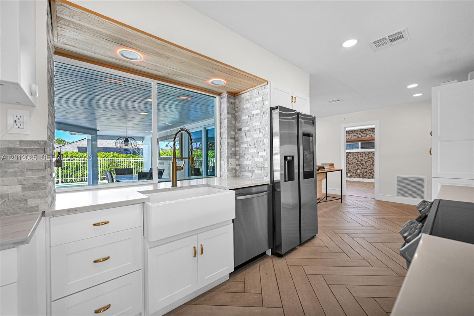 1001 NW 4th Ct, Boca Raton FL 33432