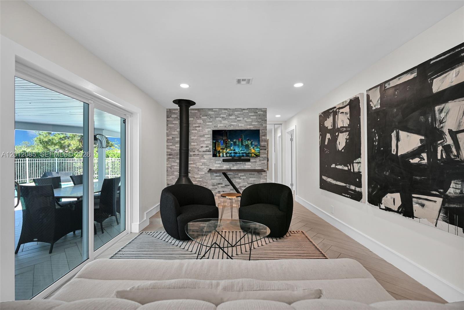 1001 NW 4th Ct, Boca Raton FL 33432