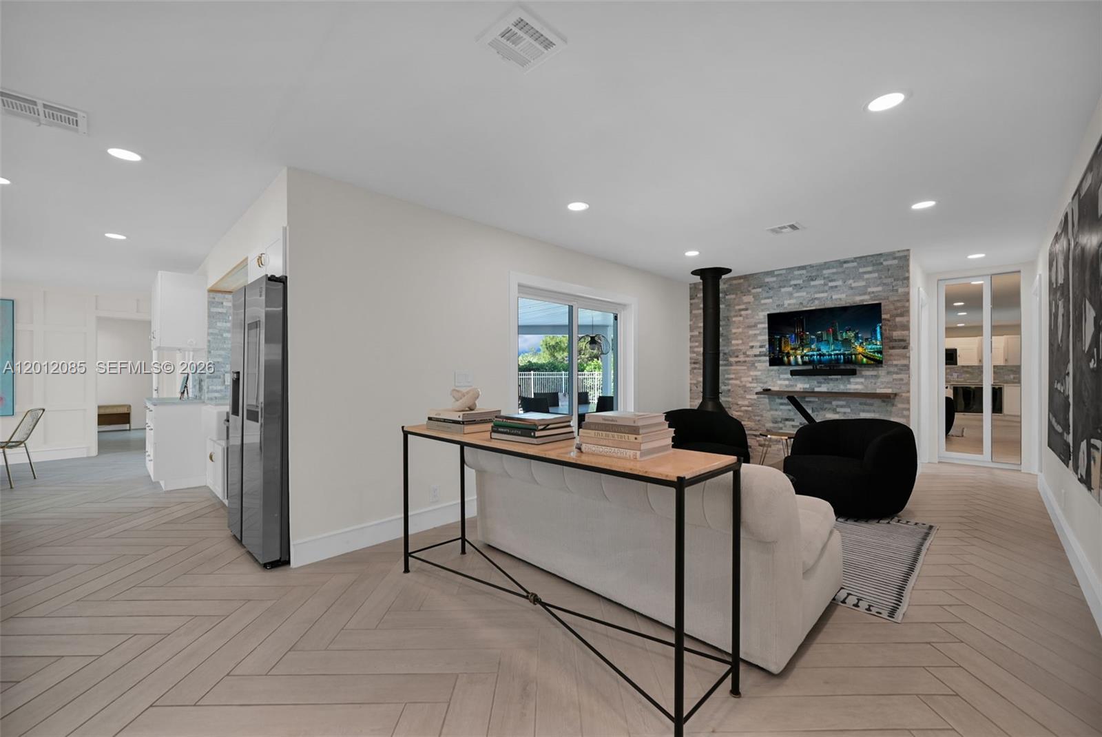 1001 NW 4th Ct, Boca Raton FL 33432