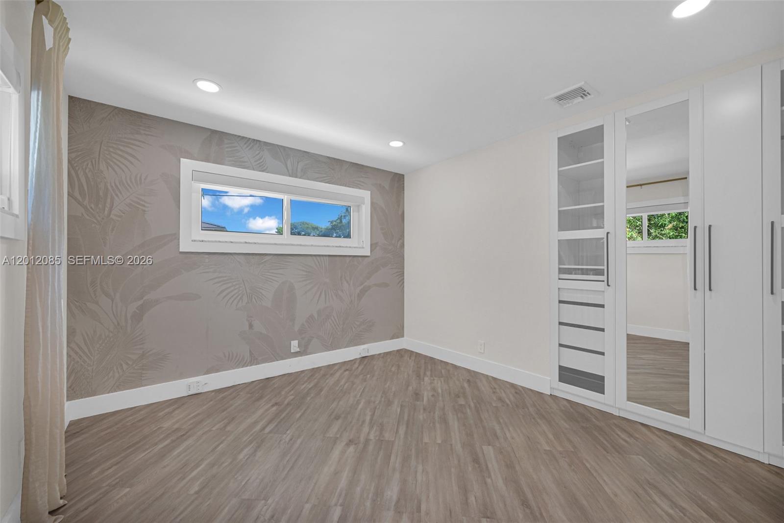 1001 NW 4th Ct, Boca Raton FL 33432