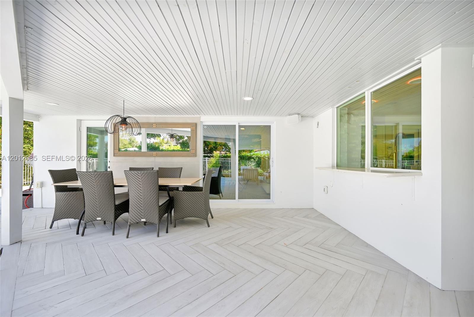 1001 NW 4th Ct, Boca Raton FL 33432