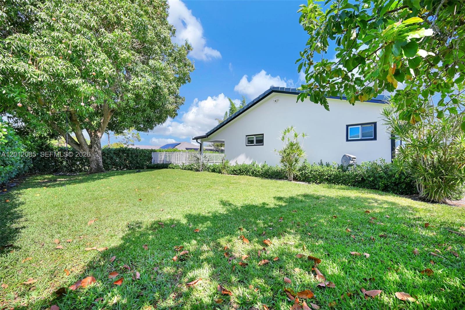 1001 NW 4th Ct, Boca Raton FL 33432