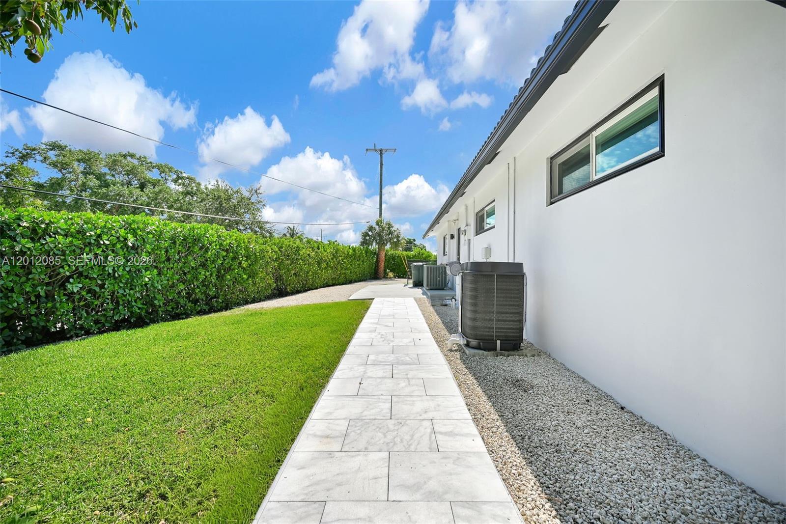 1001 NW 4th Ct, Boca Raton FL 33432