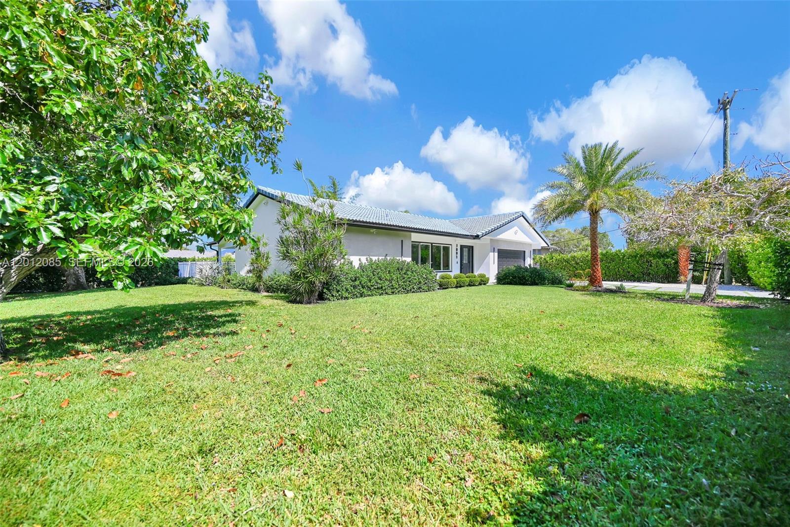 1001 NW 4th Ct, Boca Raton FL 33432