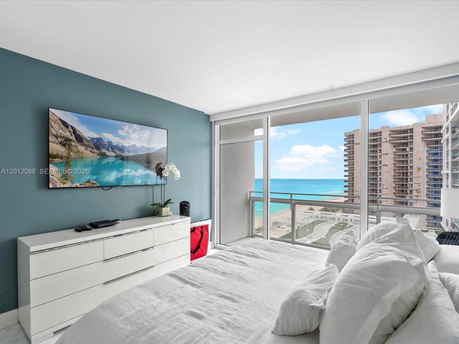6801 Collins Ave #1208, Miami Beach FL 33141