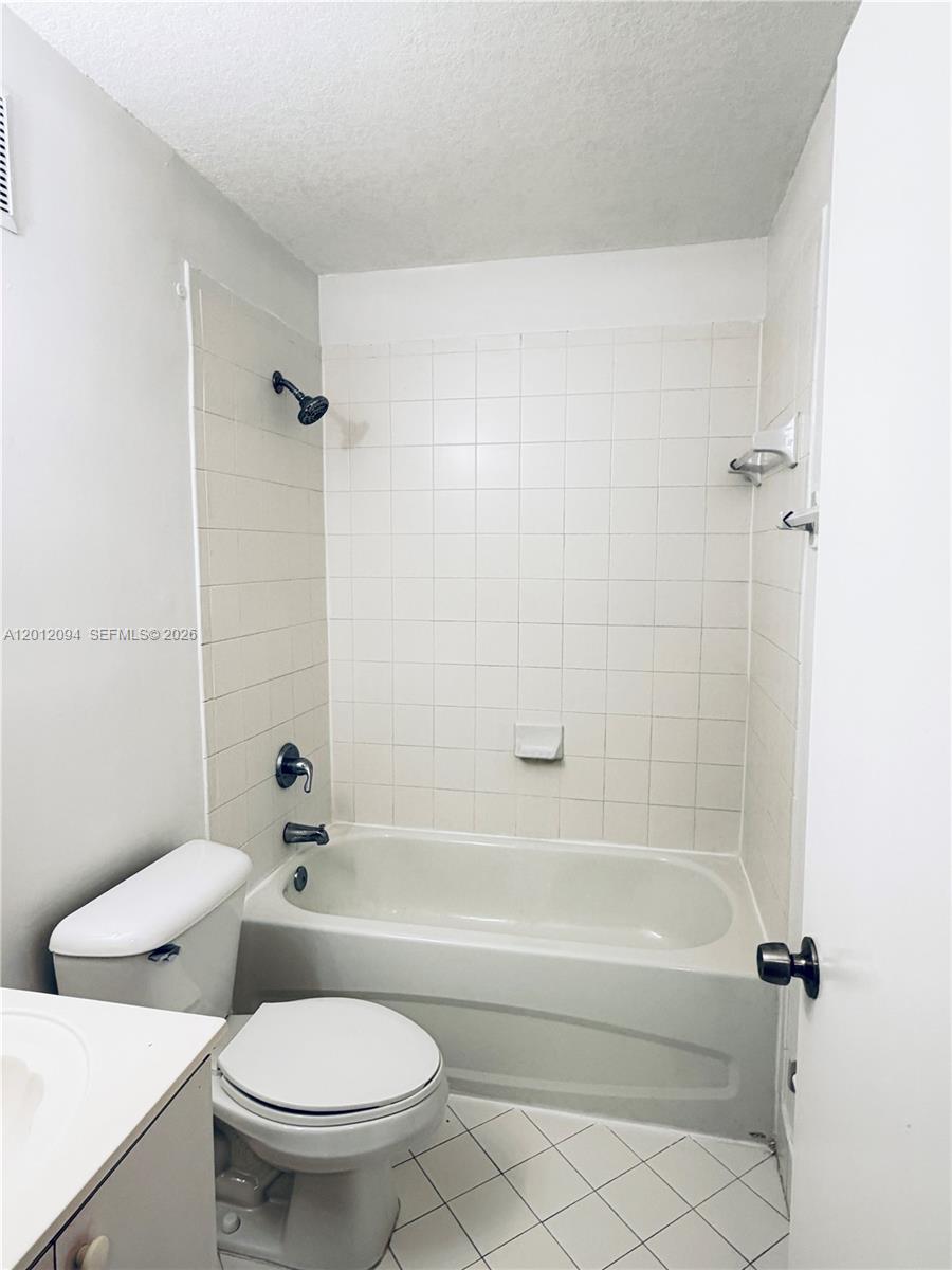 1300 SE 31st Ct #201-36, Homestead FL 33035
