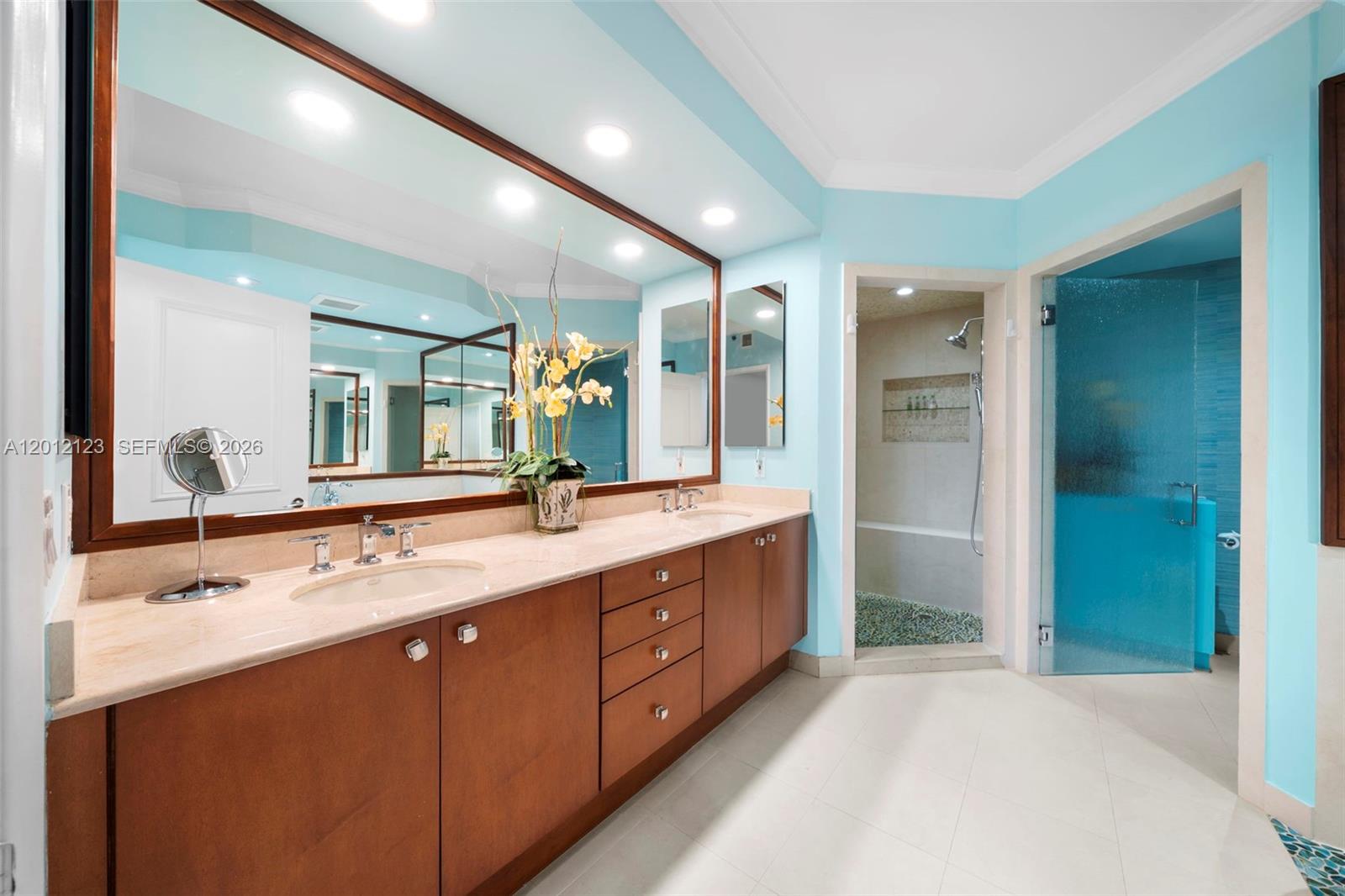 791 Crandon Blvd #404, Key Biscayne FL 33149