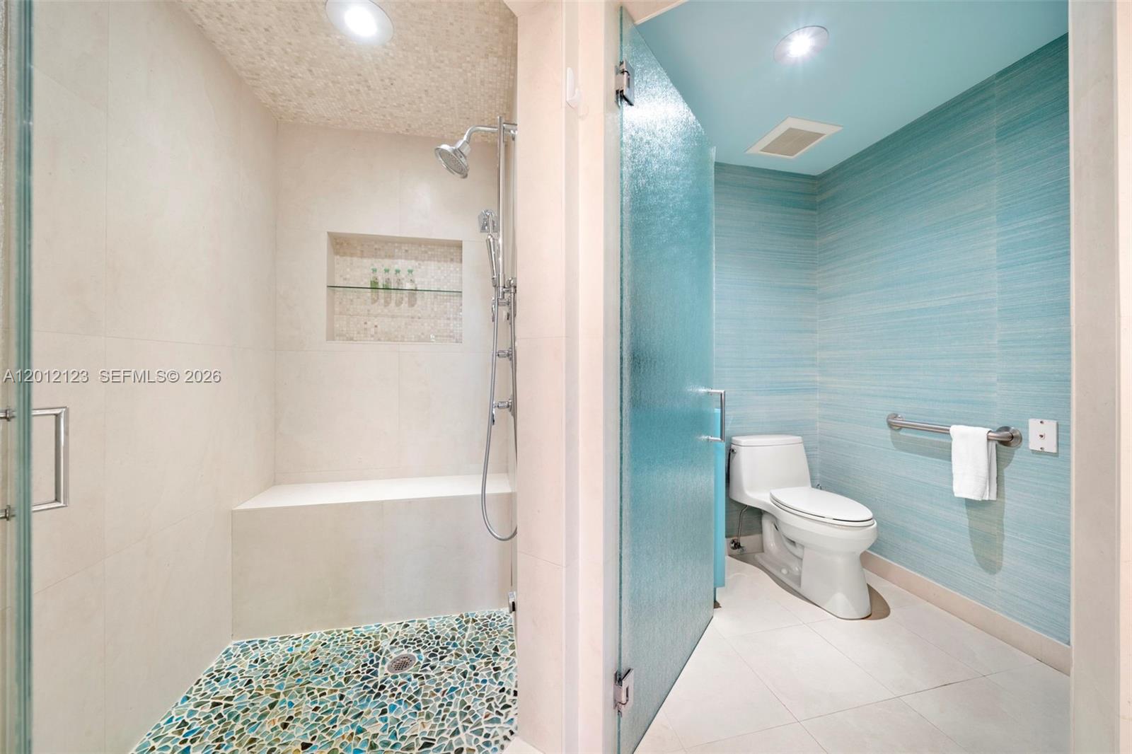 791 Crandon Blvd #404, Key Biscayne FL 33149