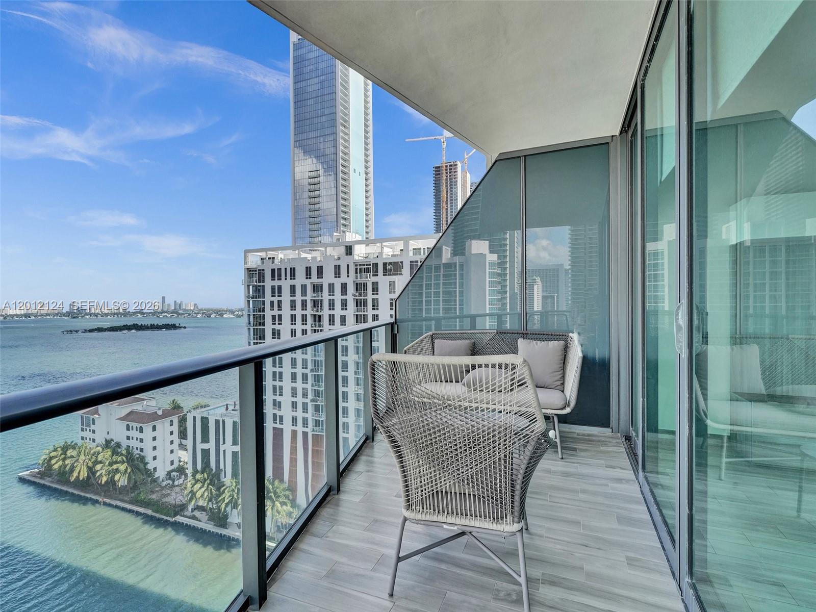 460 NE 28th St #1701, Miami FL 33137