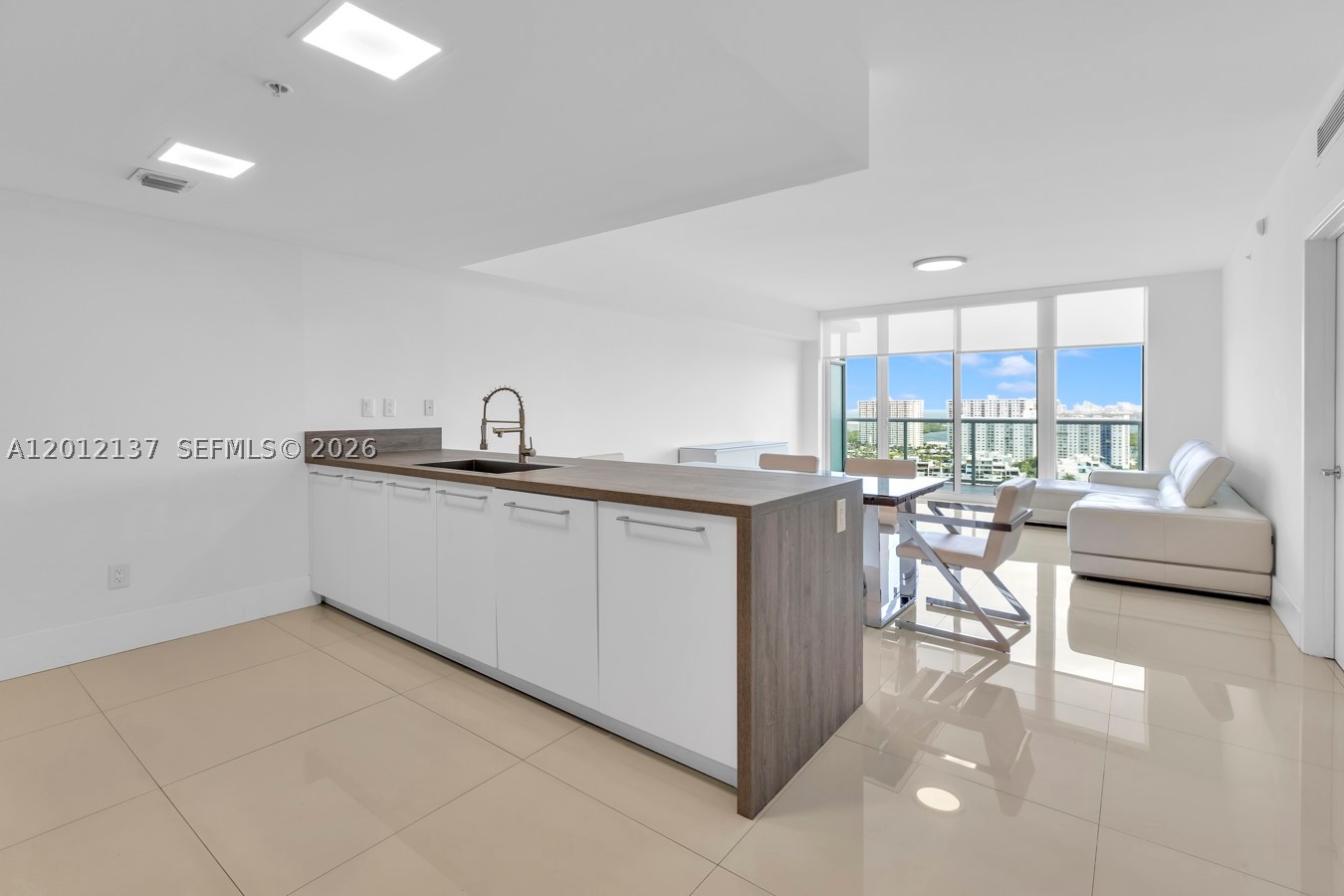 400 Sunny Isles Blvd #1903, Sunny Isles Beach FL 33160