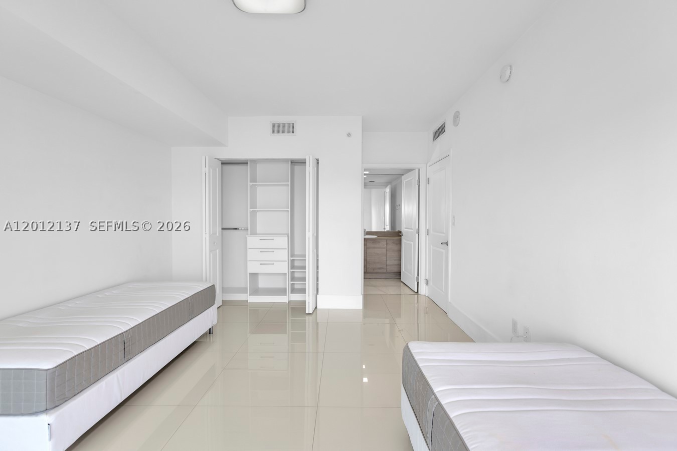 400 Sunny Isles Blvd #1903, Sunny Isles Beach FL 33160