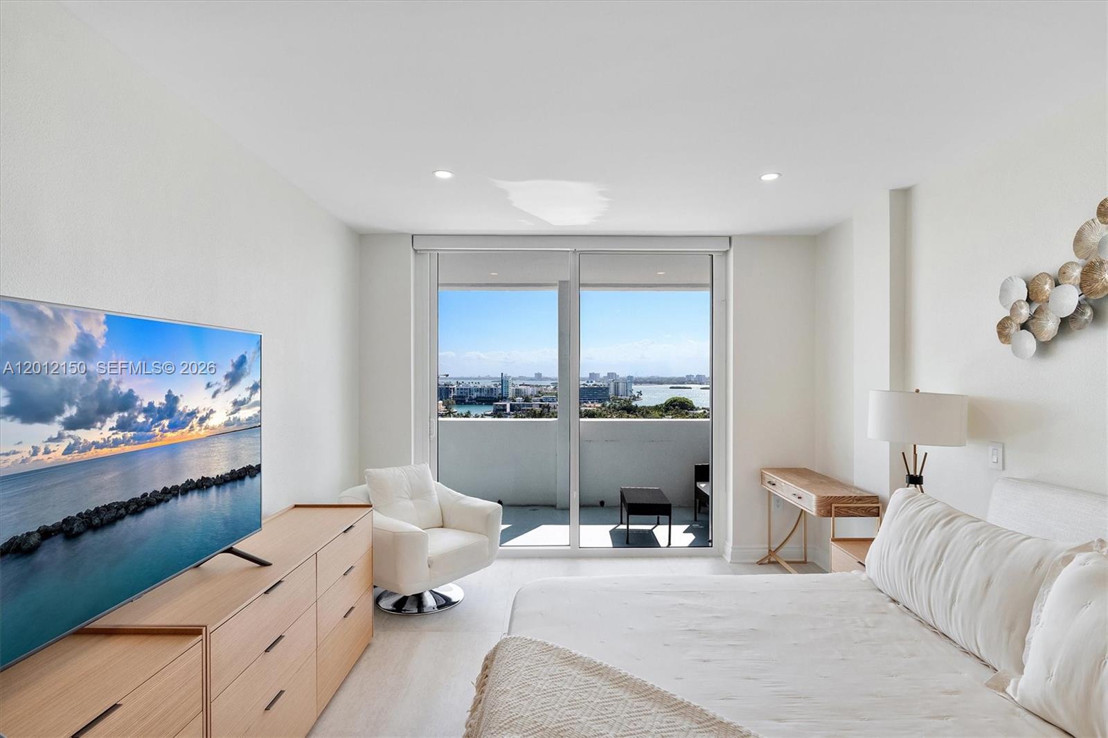 10275 Collins Ave #1530, Bal Harbour FL 33154