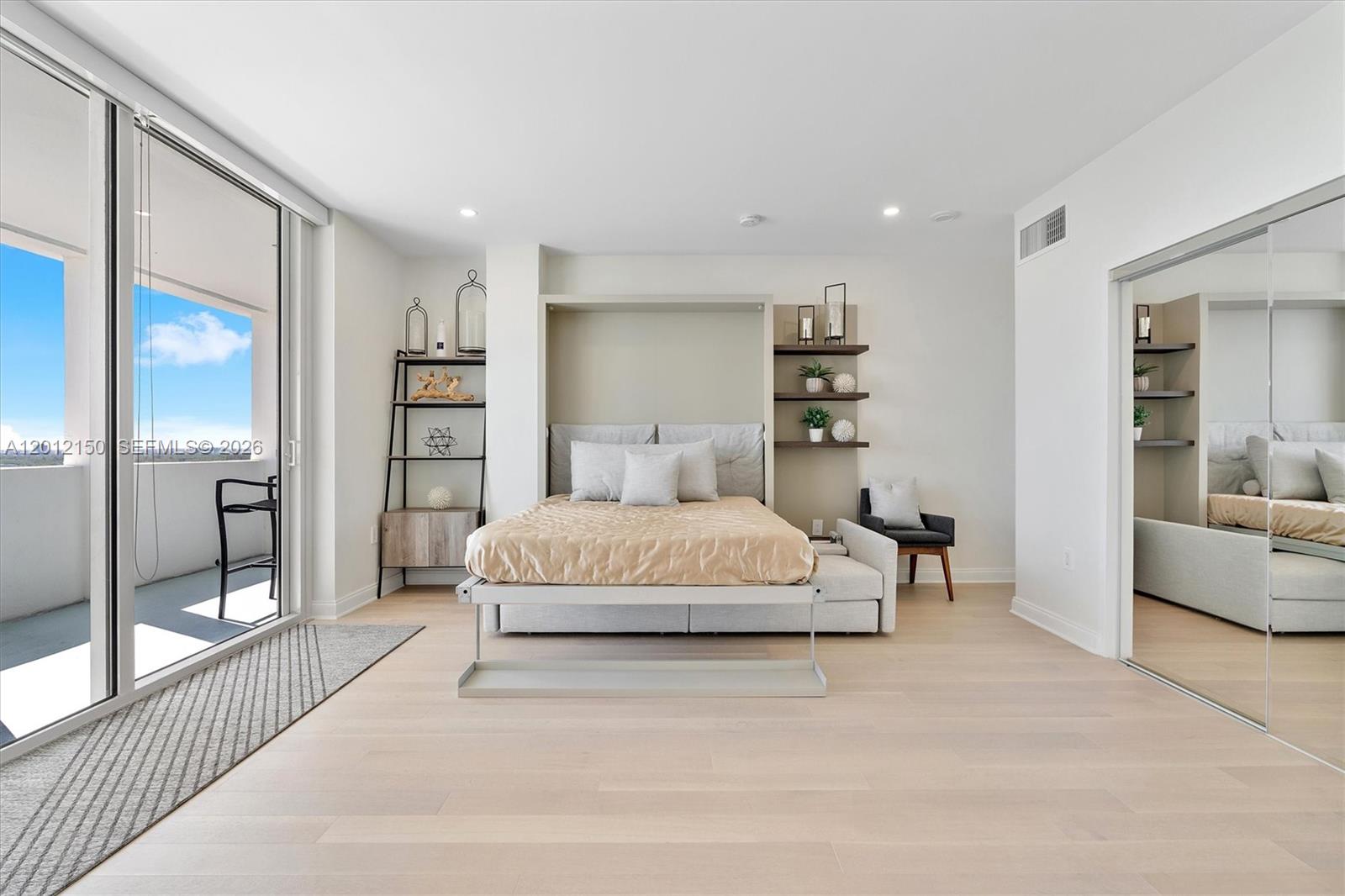 10275 Collins Ave #1530, Bal Harbour FL 33154