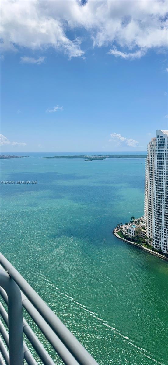 335 S Biscayne Blvd #UPH-01, Miami FL 33131