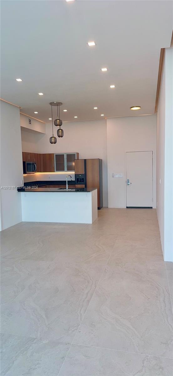335 S Biscayne Blvd #UPH-01, Miami FL 33131