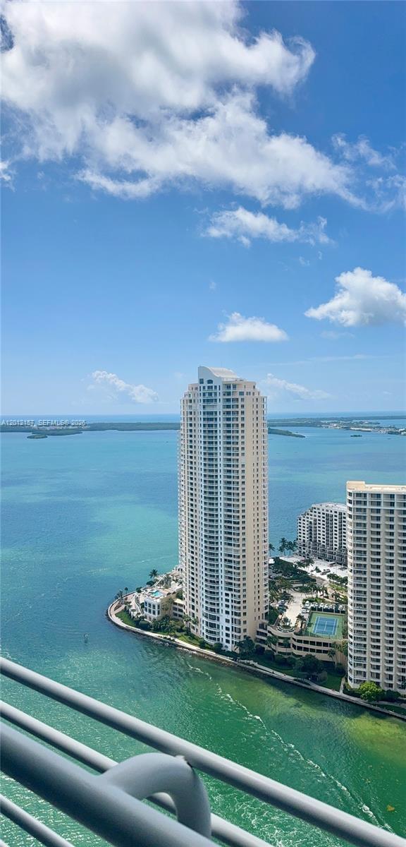 335 S Biscayne Blvd #UPH-01, Miami FL 33131