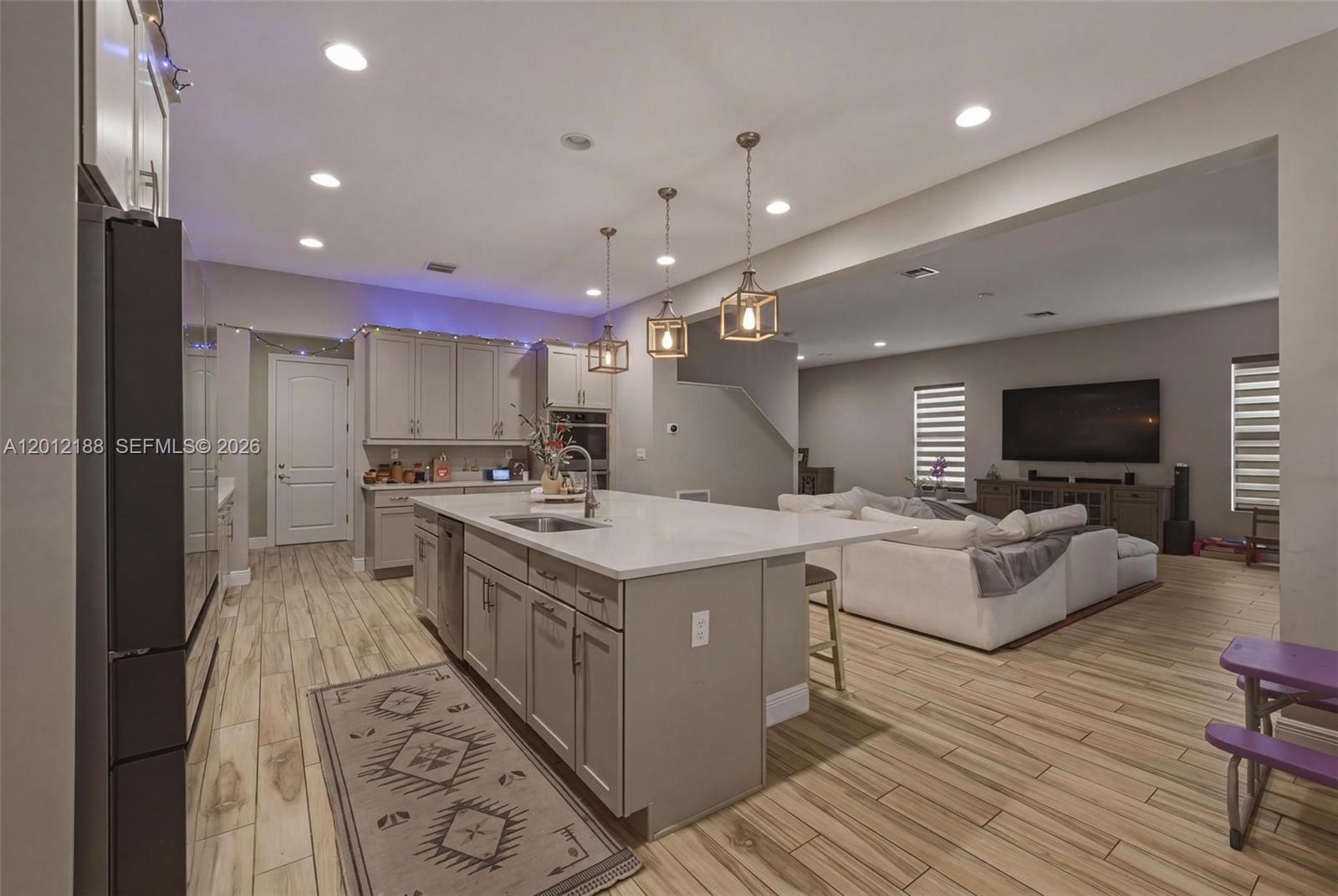 8815 NW 37th Dr, Coral Springs FL 33065
