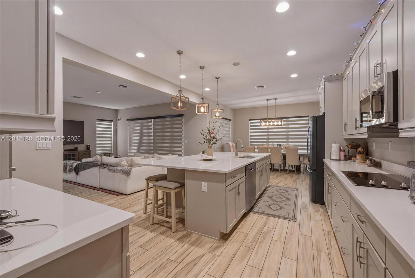 8815 NW 37th Dr, Coral Springs FL 33065