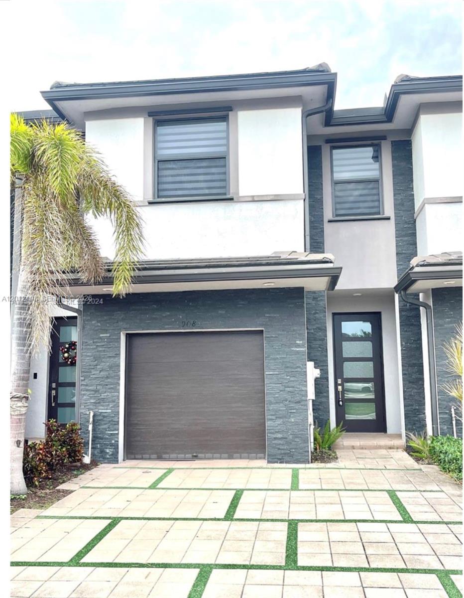 9083 NW 159th St #9083, Miami Lakes FL 33018