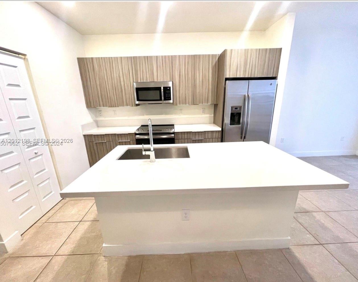 9083 NW 159th St #9083, Miami Lakes FL 33018