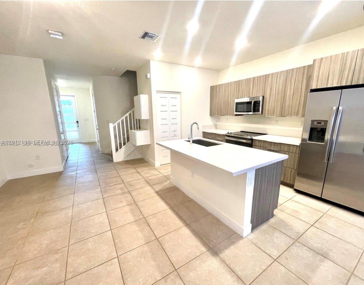 9083 NW 159th St #9083, Miami Lakes FL 33018