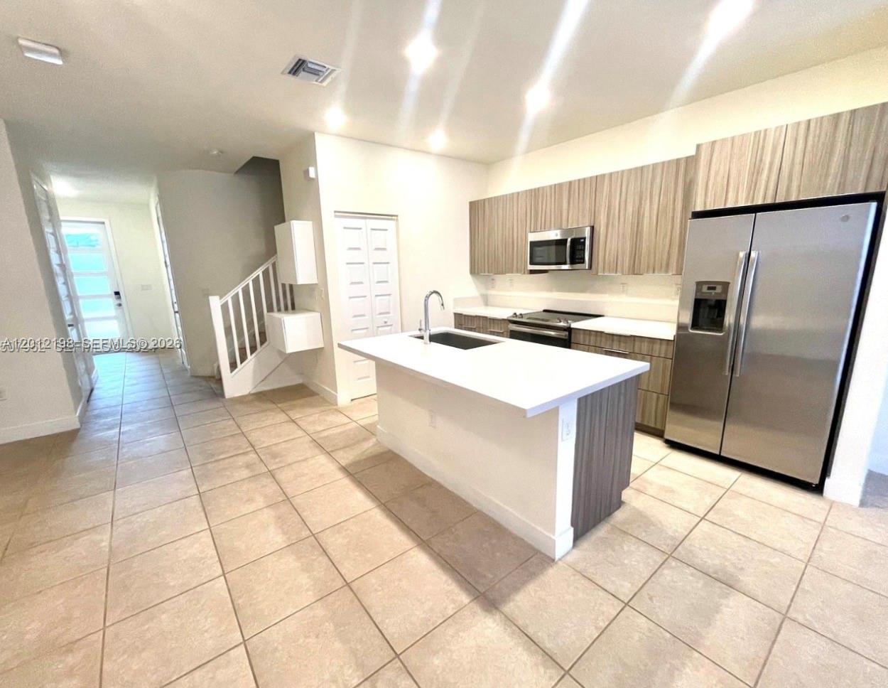 9083 NW 159th St #9083, Miami Lakes FL 33018