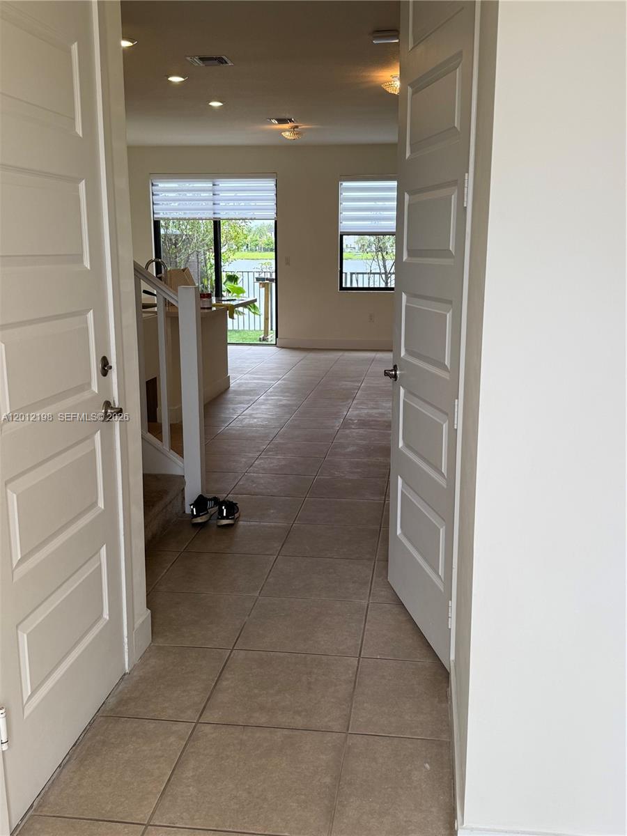 9083 NW 159th St #9083, Miami Lakes FL 33018