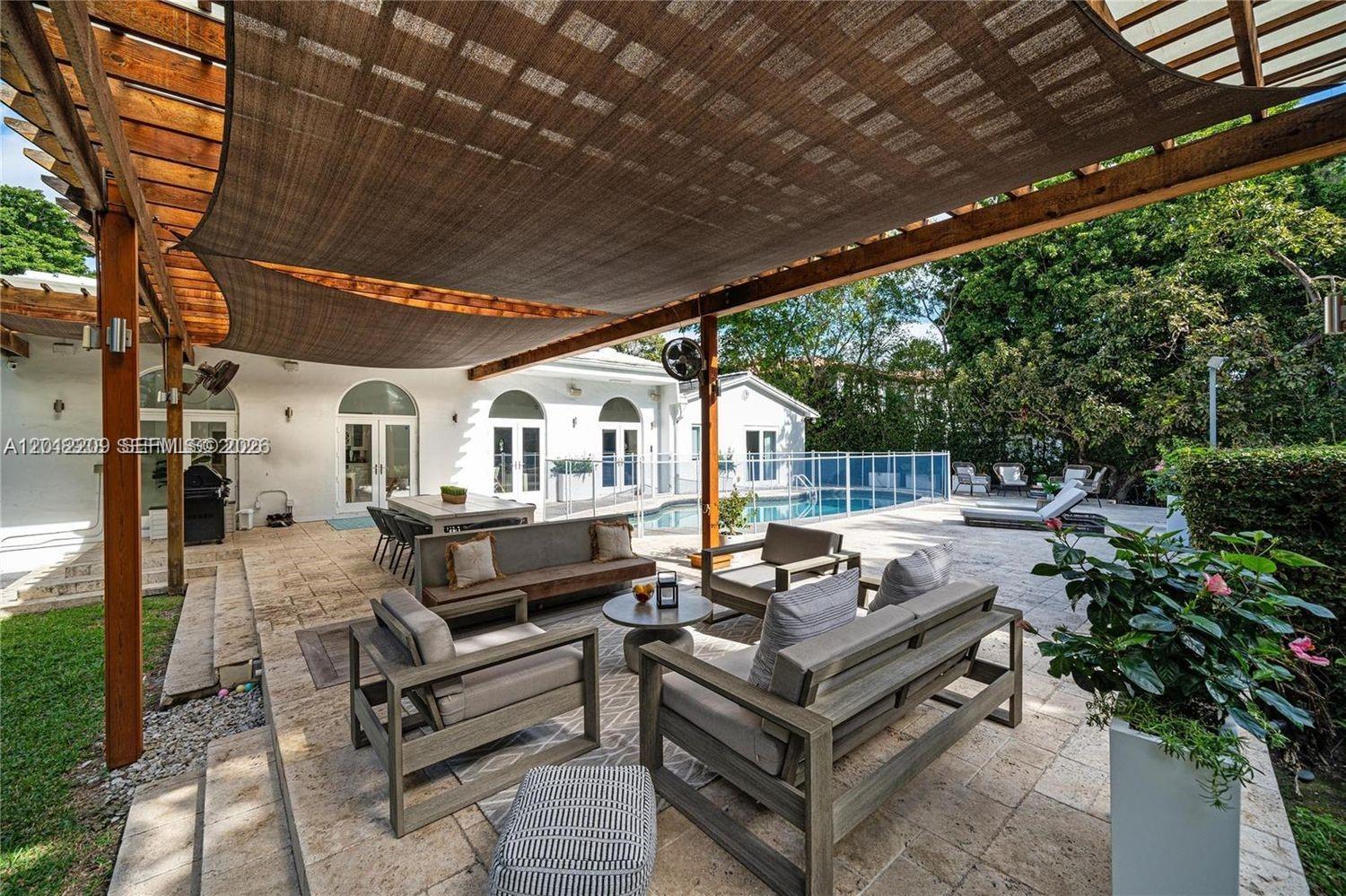530 Sabal Palm Rd, Miami FL 33137