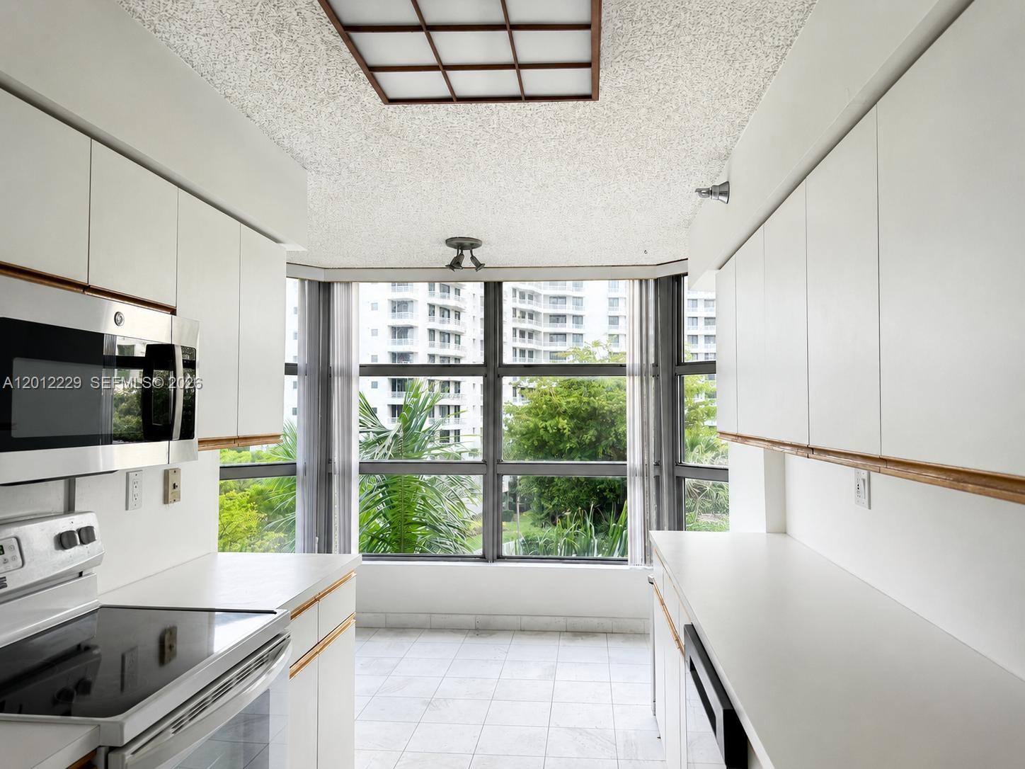 3400 NE 192nd St #504, Aventura FL 33180