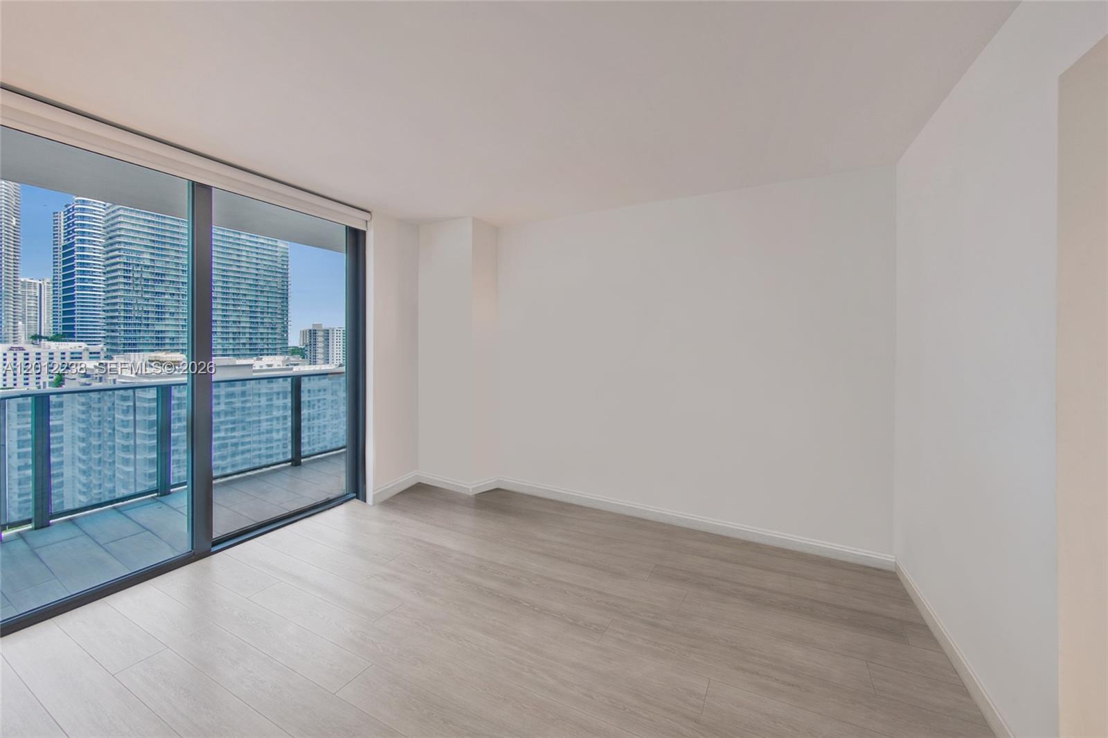 45 SW 9th St #1604, Miami FL 33130