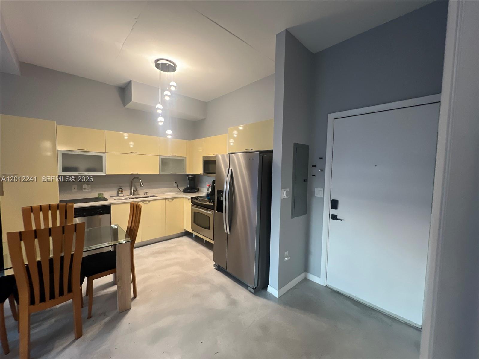 234 NE 3rd St #703, Miami FL 33132