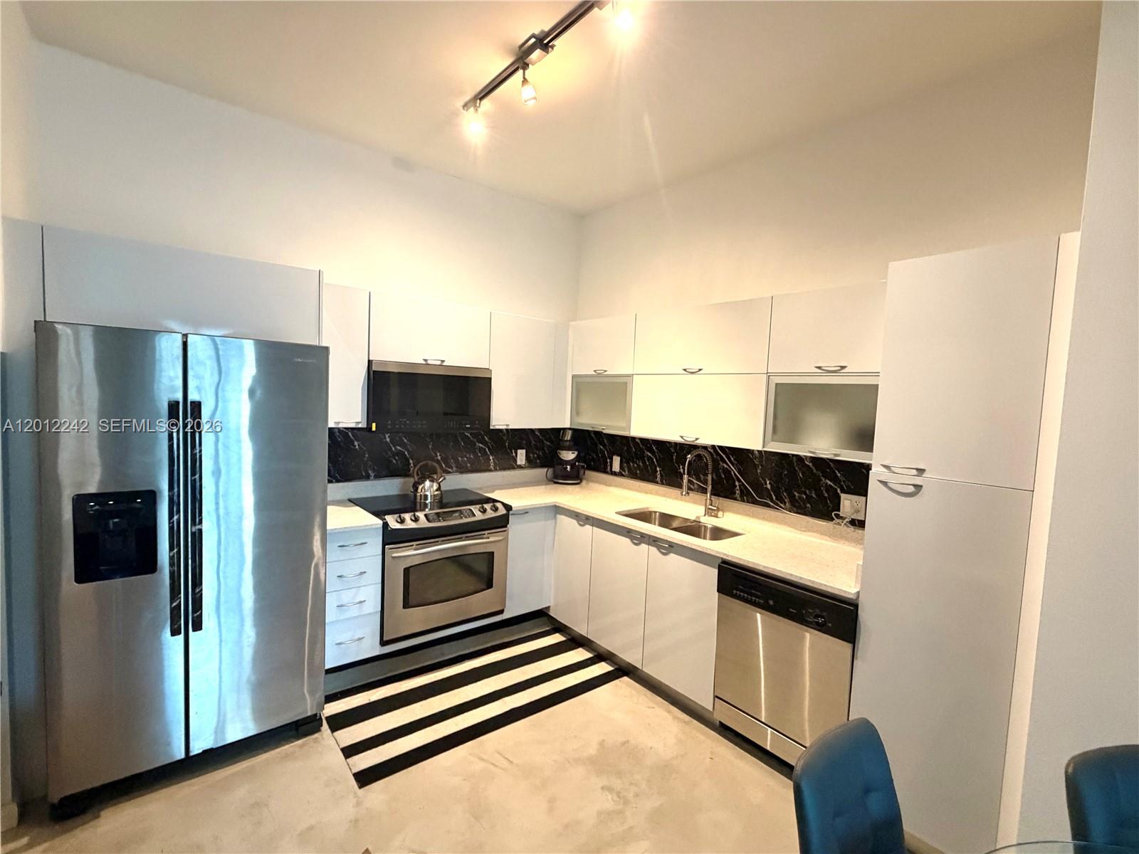 234 NE 3rd St #1908, Miami FL 33132