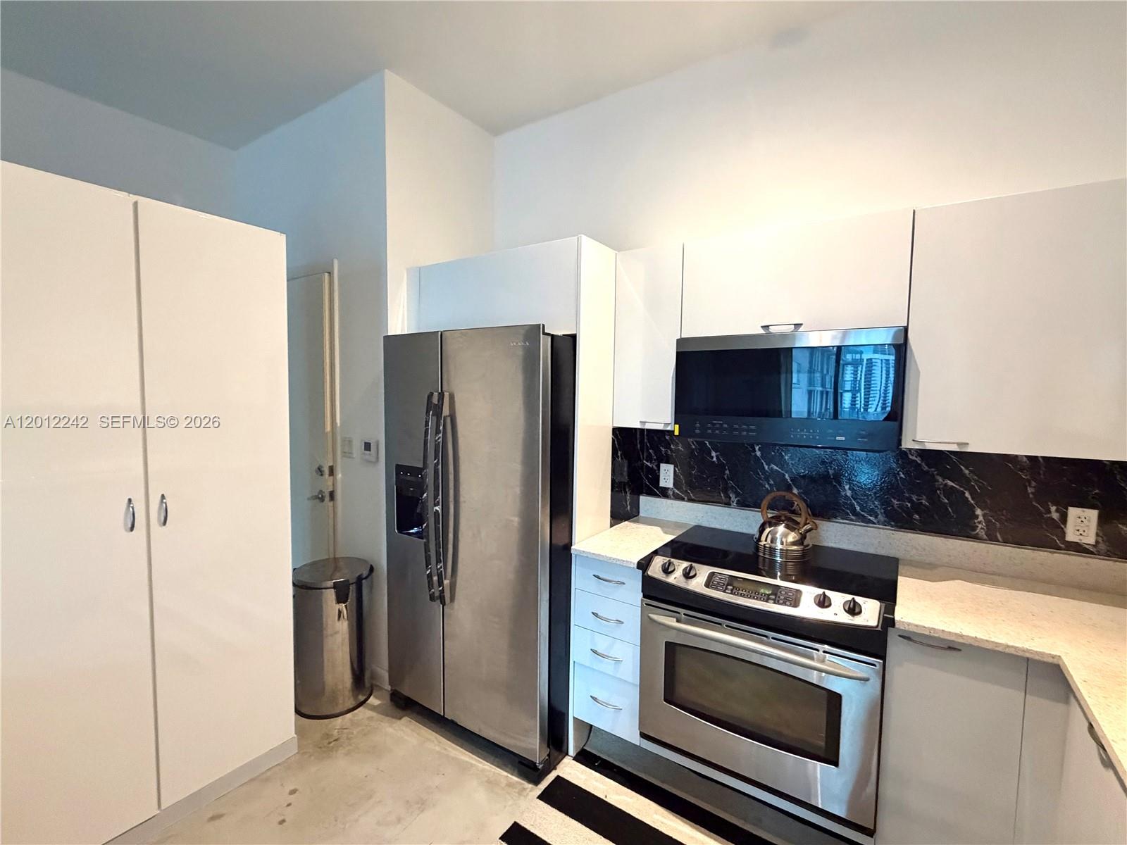 234 NE 3rd St #1908, Miami FL 33132