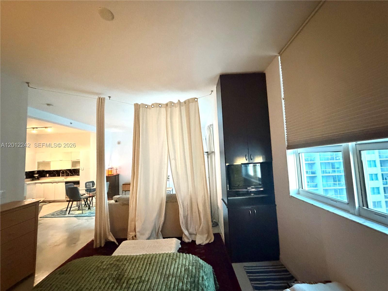 234 NE 3rd St #1908, Miami FL 33132