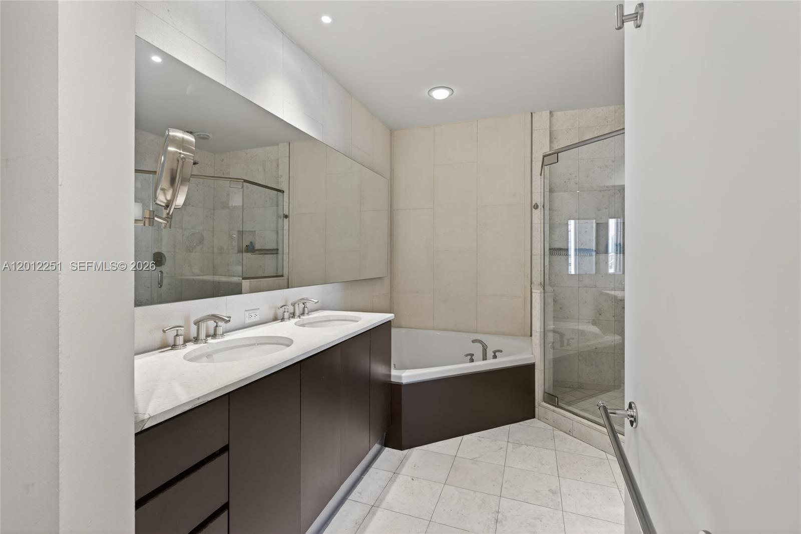 901 Brickell Key Blvd #3607, Miami FL 33131