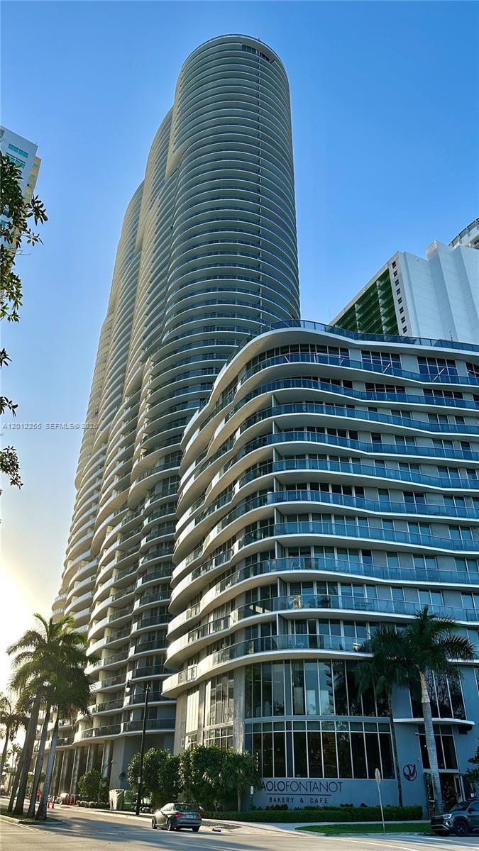 488 NE 18th St #2807, Miami FL 33132