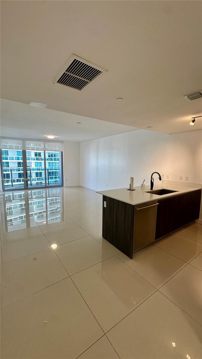 488 NE 18th St #2807, Miami FL 33132