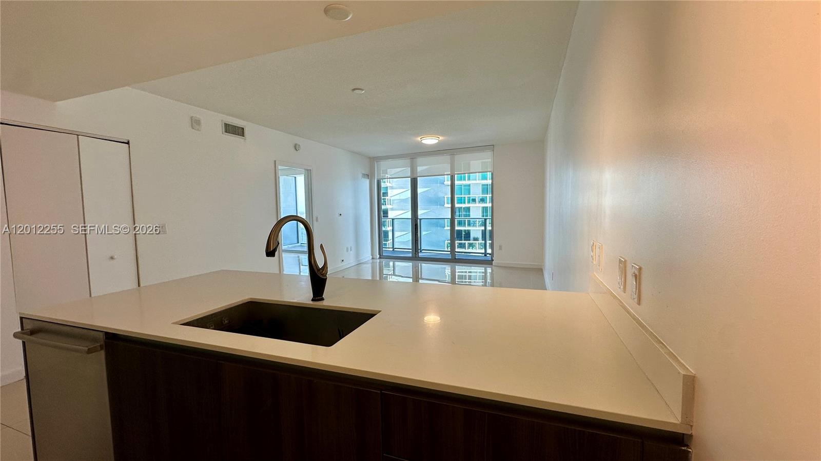 488 NE 18th St #2807, Miami FL 33132