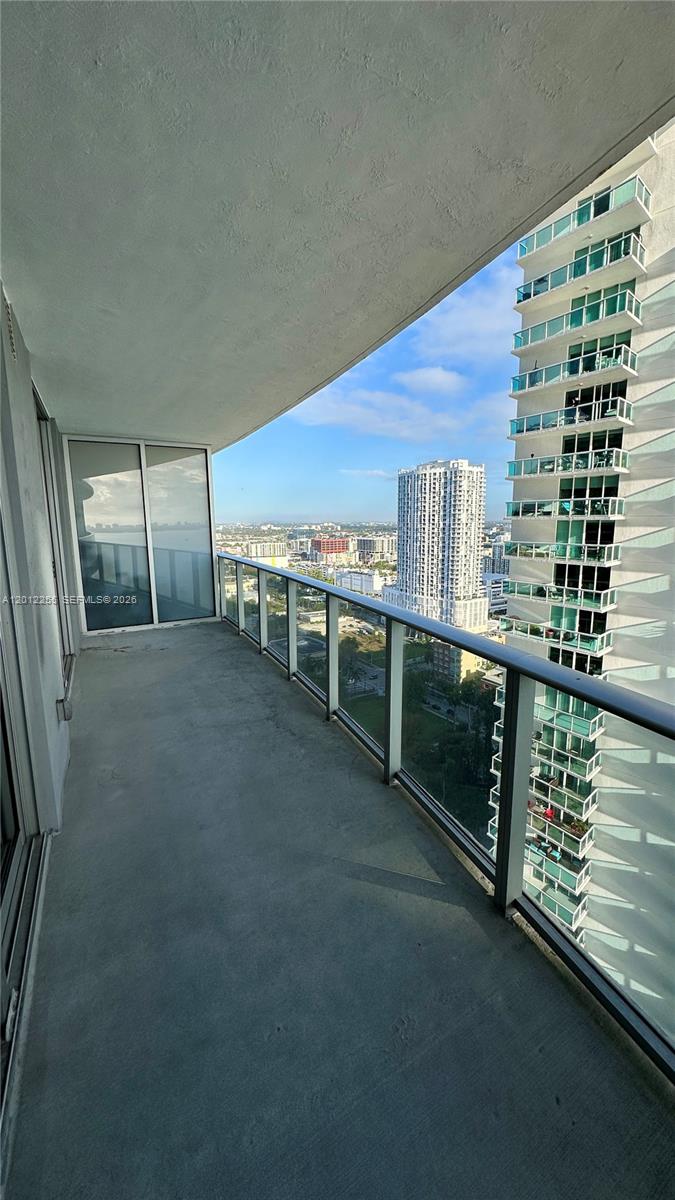 488 NE 18th St #2807, Miami FL 33132