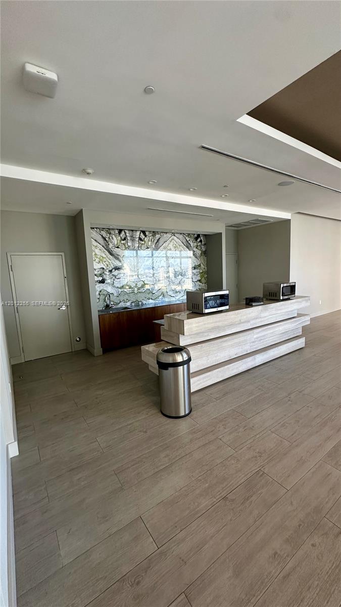 488 NE 18th St #2807, Miami FL 33132