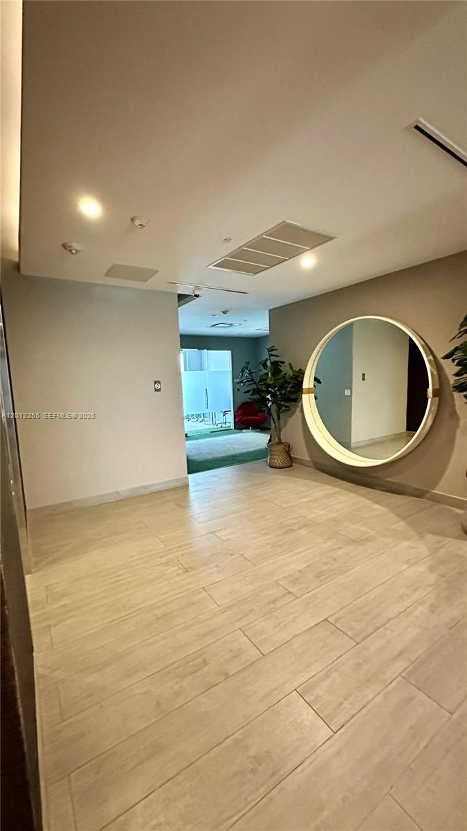 488 NE 18th St #2807, Miami FL 33132