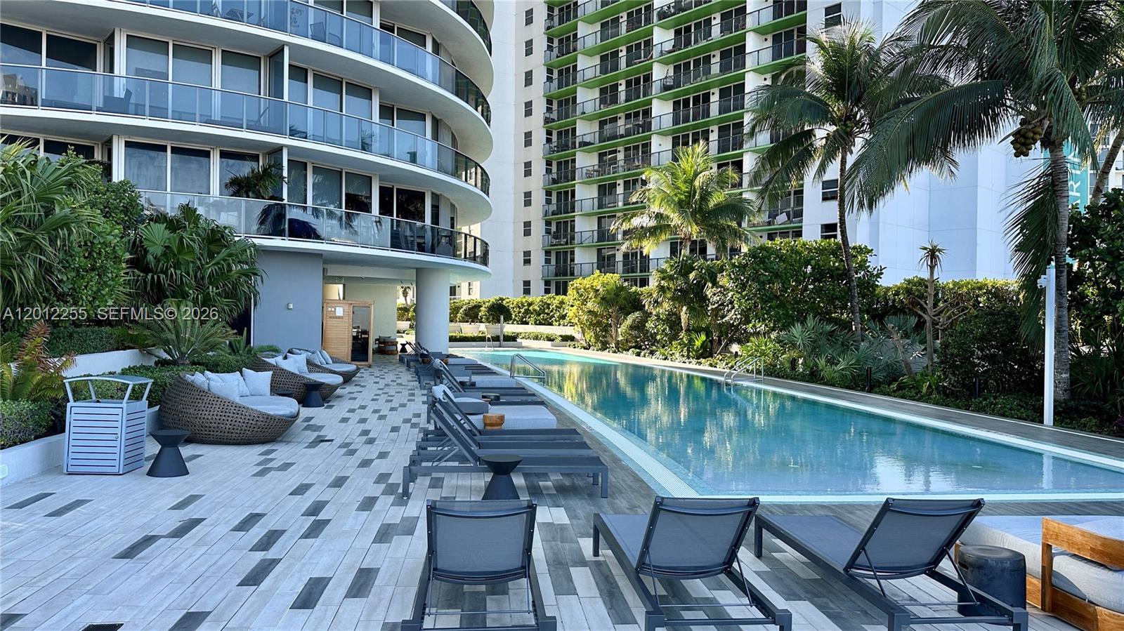 488 NE 18th St #2807, Miami FL 33132