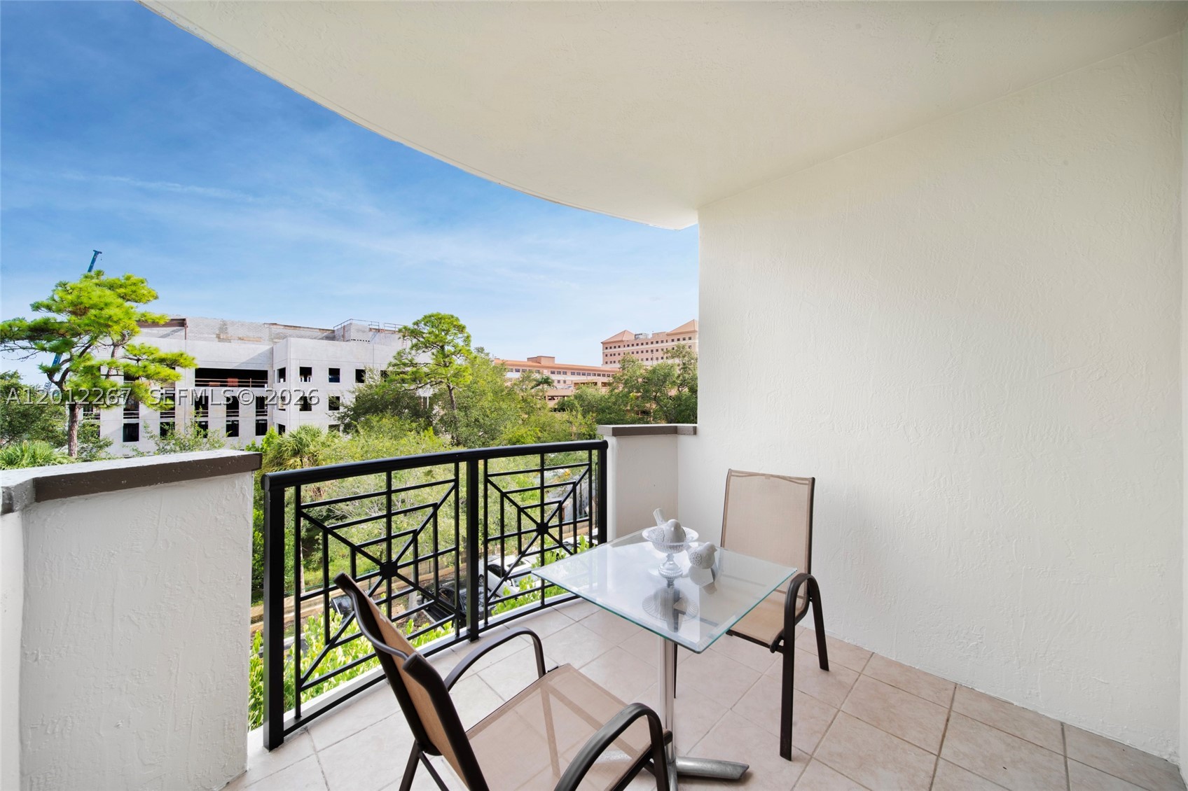 9021 SW 94th St #310, Miami FL 33176