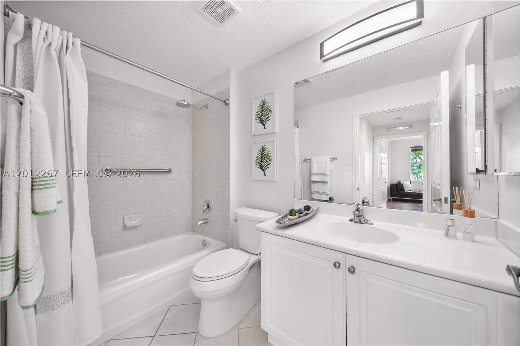 9021 SW 94th St #310, Miami FL 33176