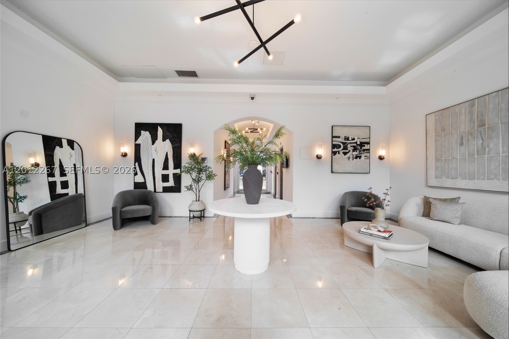 9021 SW 94th St #310, Miami FL 33176