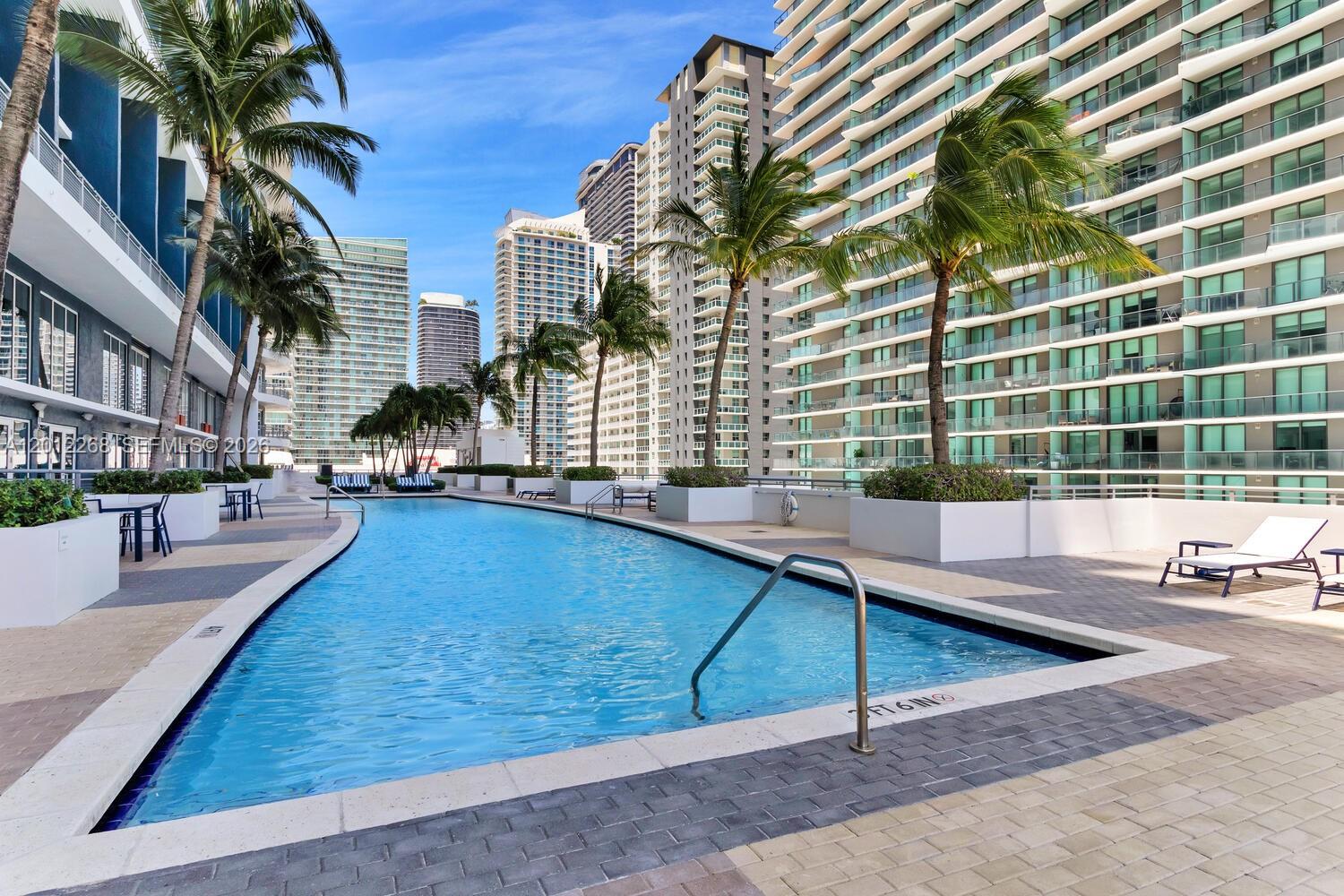 60 SW 13th St #4005, Miami FL 33130