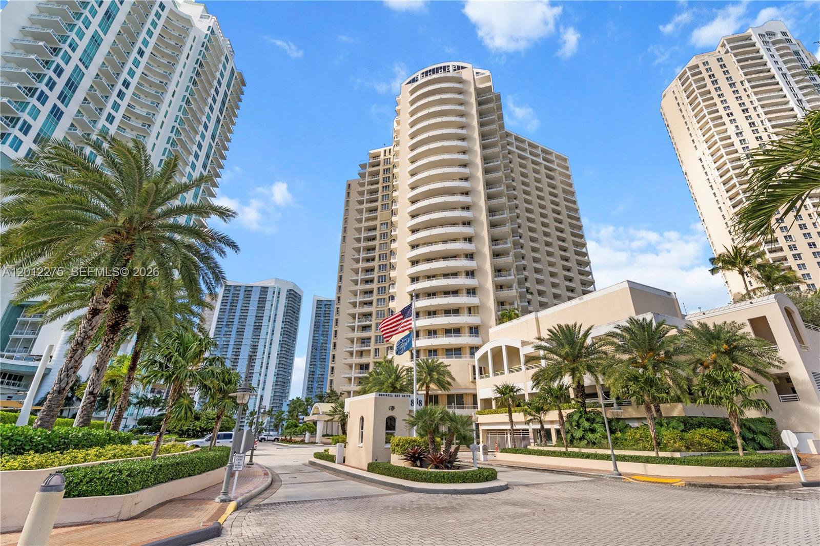 888 Brickell Key Dr #1702, Miami FL 33131