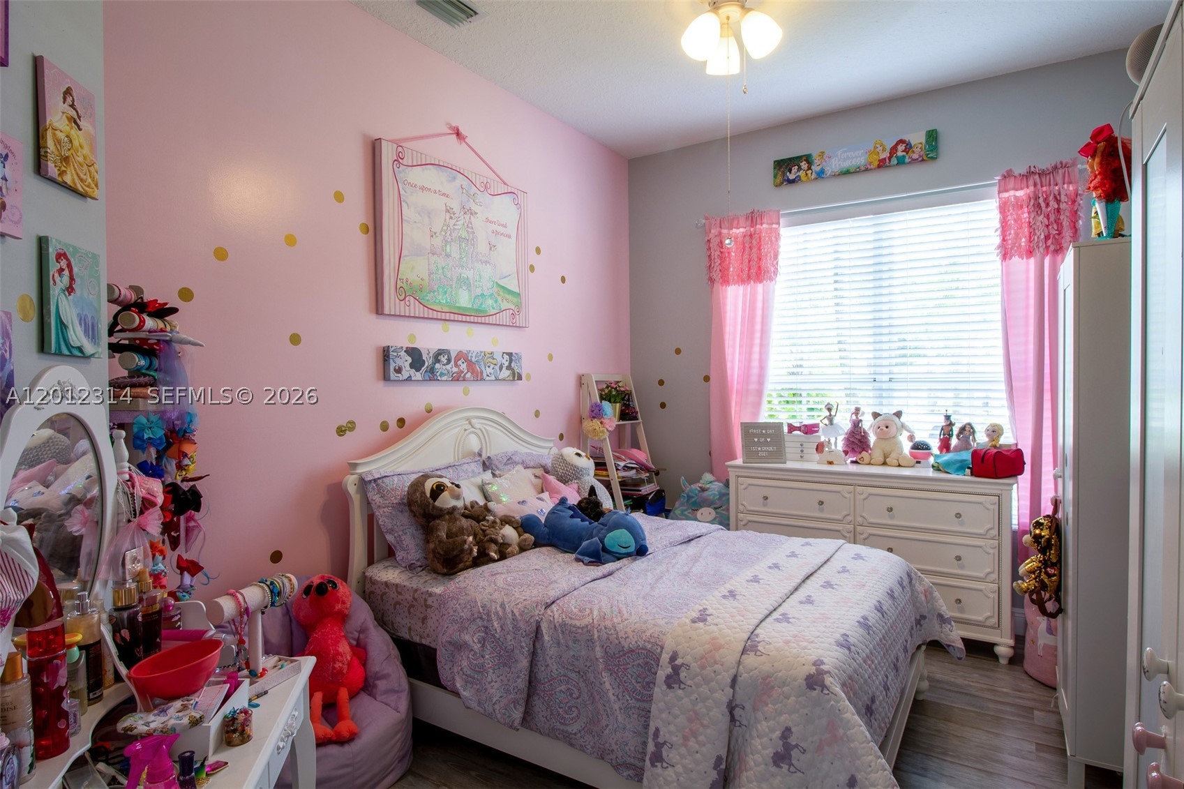 2910 Fairways Dr, Homestead FL 33035