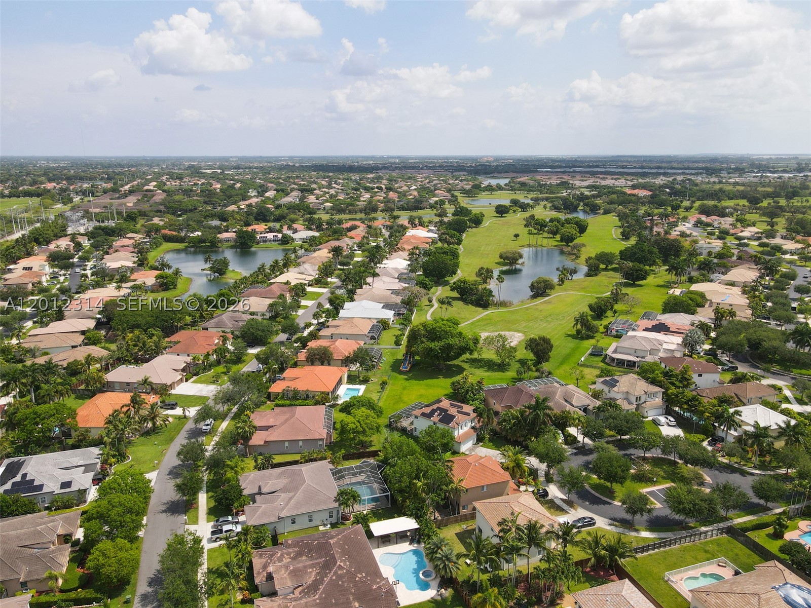 2910 Fairways Dr, Homestead FL 33035